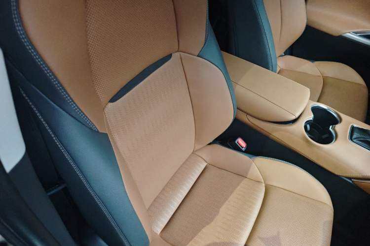 Used Toyota Venza 2022 2.0L CVT Two-Wheel Drive Prestige Edition
