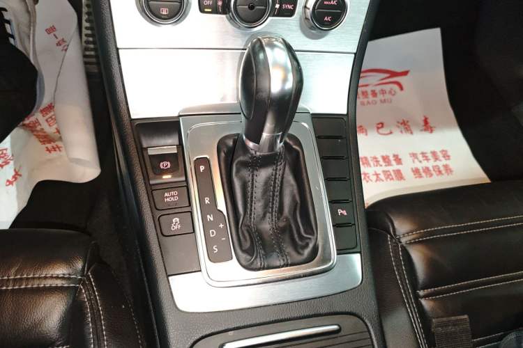 Used Volkswagen FAW-Volkswagen CC 2016 1.8TSI Prestige Model Gear Lever