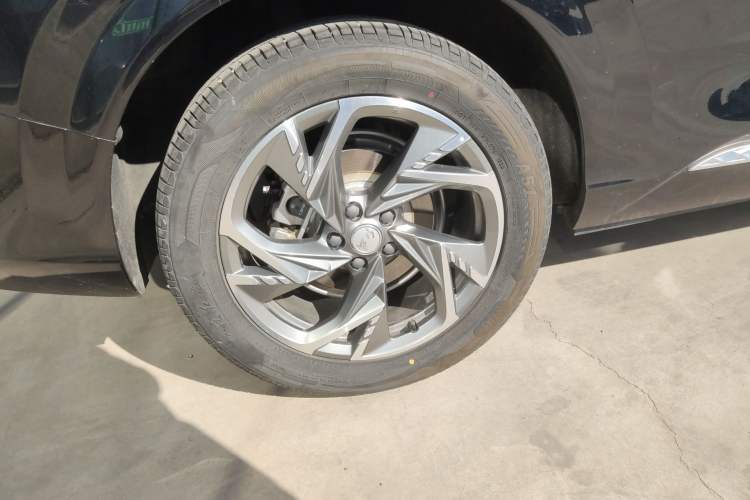 Used Hongqi HS3 PHEV 2024 PHEV 115km Jingwei Edition
