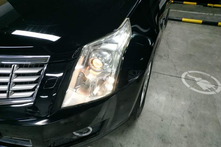 Used Cadillac SRX 2015 3.0L Elite Model