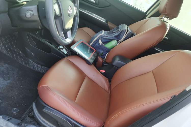 Used Dongfeng Aeolus AX3 2017 Leading Edition 1.5L Automatic Shangkue Model
