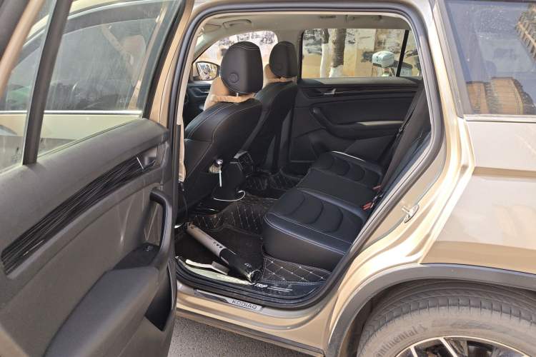 Used Skoda Kodiaq 2019 Facelifted TSI330 5-Seater Two-Wheel-Drive Luxury Enjoyment Edition China VI Standard