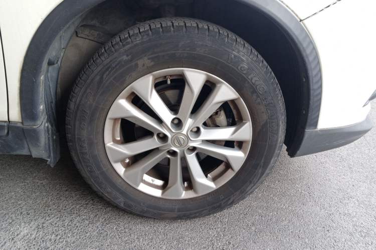 Used Nissan X-Trail 2014 2.5L CVT Luxury Edition 4WD