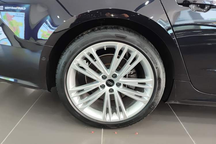 Used Audi A7L 2024 45 TFSI quattro Luxury Edition