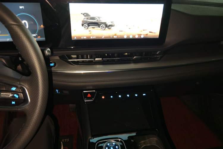 Used Ford Equator Sport 2025 EcoBoost 170 Platinum Edition