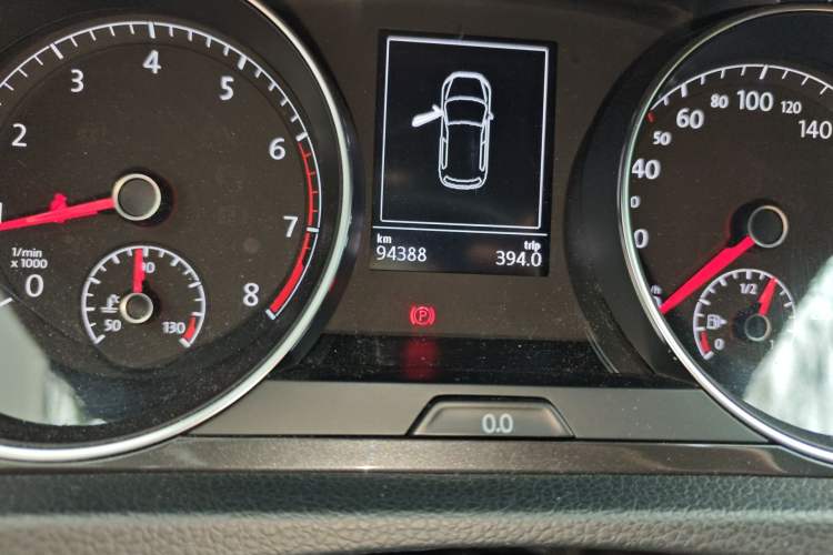 Used Volkswagen Golf 2018 230TSI Manual Comfort Version
