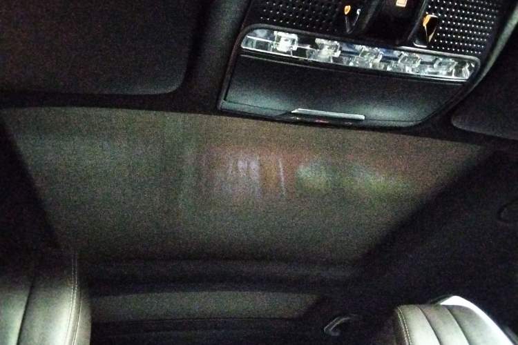 Used Mercedes-Benz GLC 2016 GLC 300 4MATIC Dynamic Model