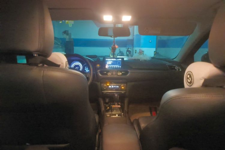 Used Mazda Atenza 2017 2.0L Blue Sky Luxury Edition
