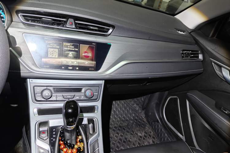 Used Geely Auto Emgrand 2021 UP 1.5L CVT Luxury Model Audio And AC Panel