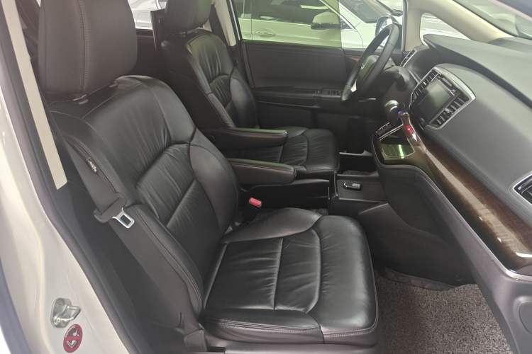 Used Honda Odyssey 2015 2.4L Smart Edition Right Front Seat