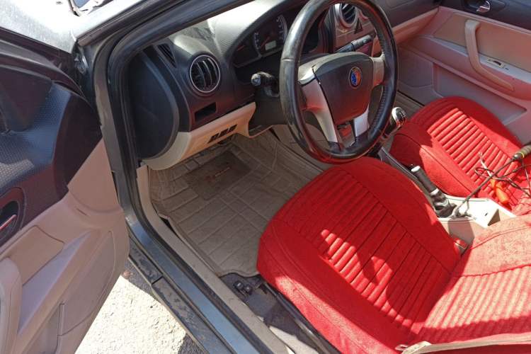 Used Geely Auto Liberty Ship 2015 1.3L Manual Happiness Model