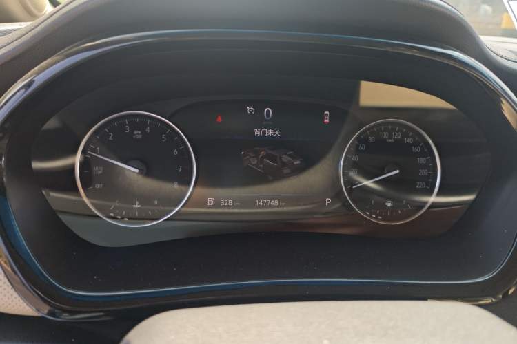 Used Buick GL8 2023 Land Executive Class 652T Luxury Model