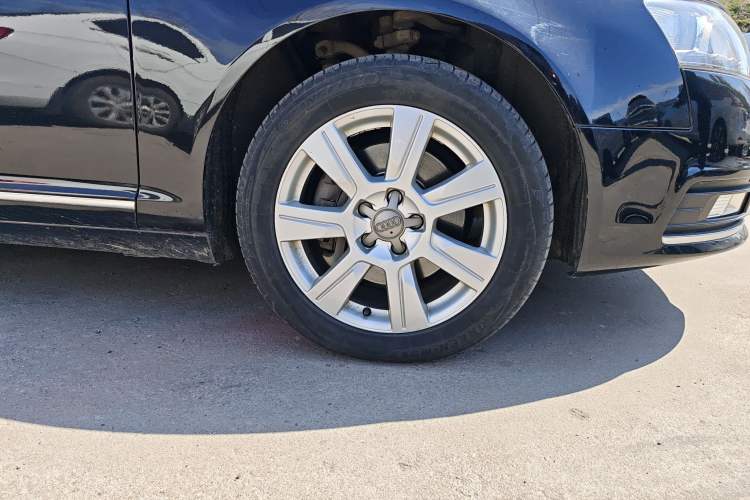 Used Audi A6L 2011 2.8 FSI Comfort Model
