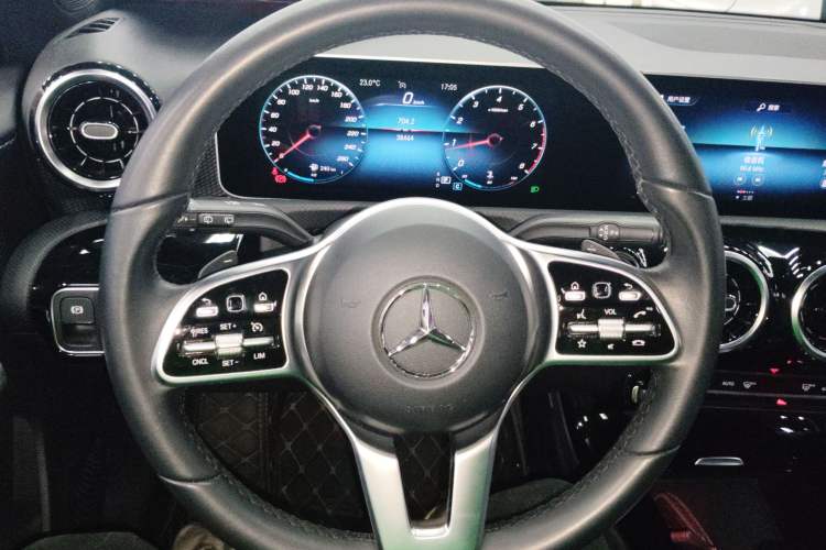 Used Mercedes-Benz A-Class 2019 A 200 Dynamic Edition