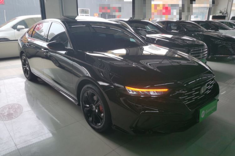 Used Honda Accord 2025 Sport Series 260TURBO Luxury Edition Front Right 45 Deg