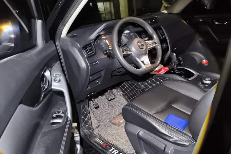 Used Nissan X-Trail 2017 2.0L CVT Comfort Edition 2WD
