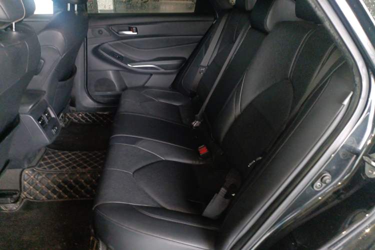 Used Toyota Avalon 2022 2.0L Luxury Edition Left Rear Seat