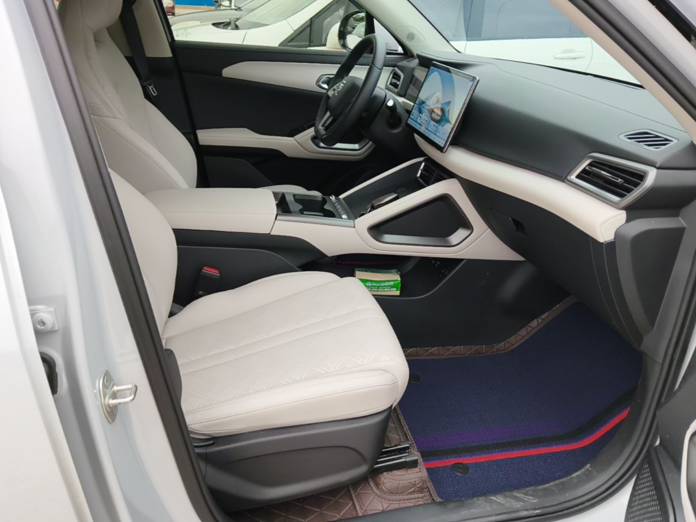 BYD Yuan UP 2025 Intelligent Driving Version 401 KM Dynamic Edition — снимка 20