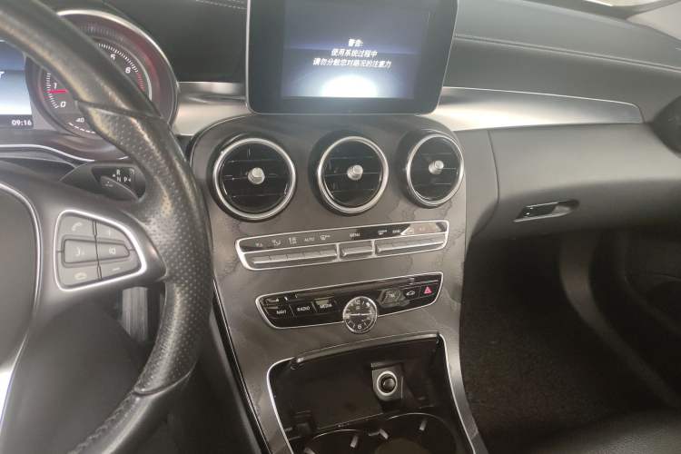 Used Mercedes-Benz C-Class 2017 Facelift C 200 L Sport Edition Audio And AC Panel