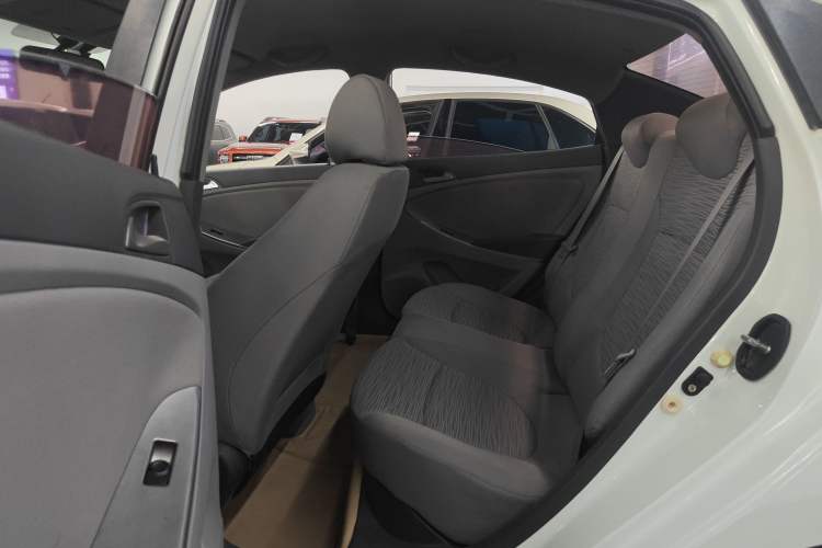 Used Hyundai Verna (older generation) 2016 1.4L Manual Smart GLS Trim