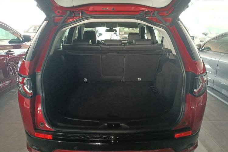 Used Land Rover Discovery Sport 2019 240 PS SE Dynamic Version China VI Standard