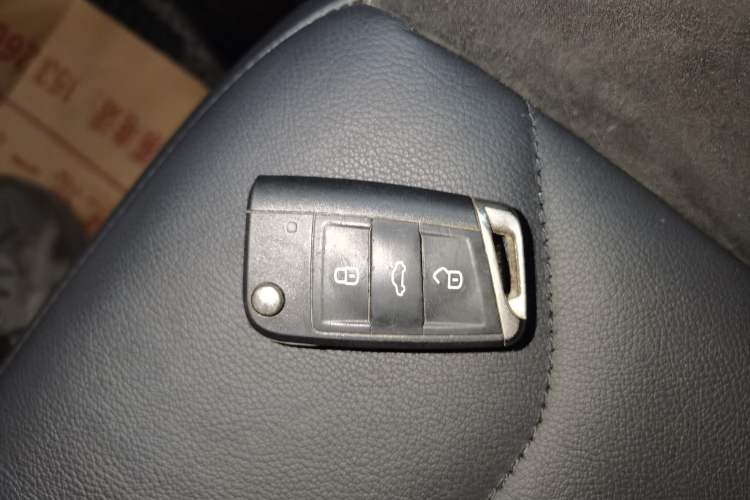 Used Volkswagen Tiguan L 2017 330TSI Automatic Two-Wheel Drive Luxury Edition
