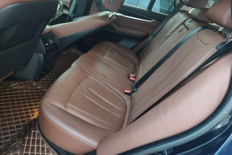 Used BMW X5 2017 xDrive28i Left Rear Seat