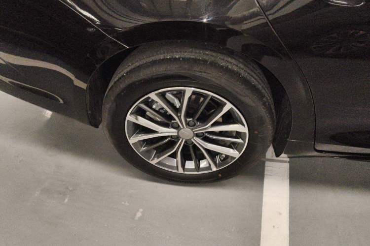 Used Geely Auto Preface 2025 Dongfang Yao 1.5TD Fuyao Edition