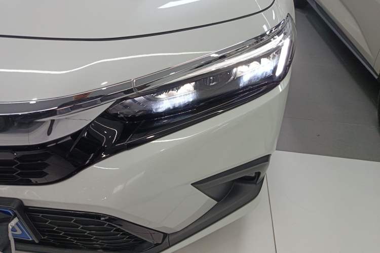 Used Honda Civic 2022 240TURBO CVT Dynamic Edition Left Front Headlight