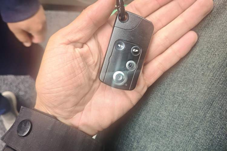 Used Honda Elysion 2012 2.4L VTi Luxury Navigation Edition Vehicle Key