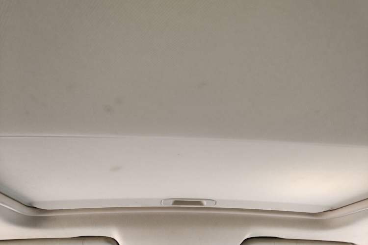 Used Dongfeng Fengon S560 2018 1.8L Manual Comfort 7-Seater Headliner