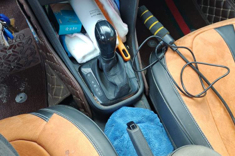 Used Volkswagen Santana 2015 Haval H6 1.6L Automatic Luxury Model
