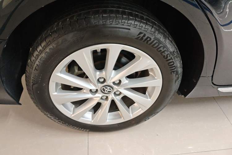 Used Toyota Camry 2023 2.0G Luxury Edition Right Rear Wheel Hub