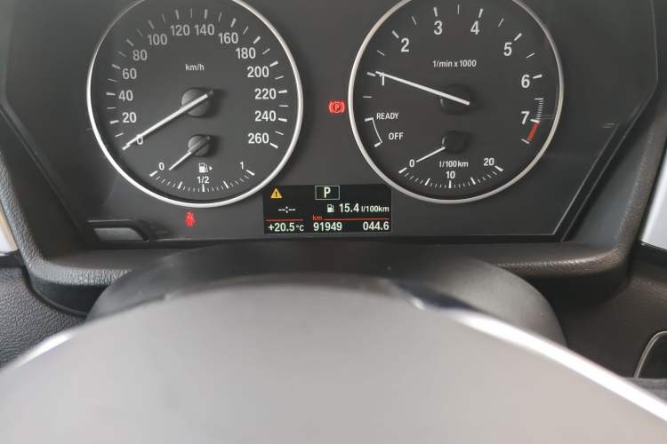 Used BMW X1 2016 sDrive18Li Fashion Model Odometer Close Up