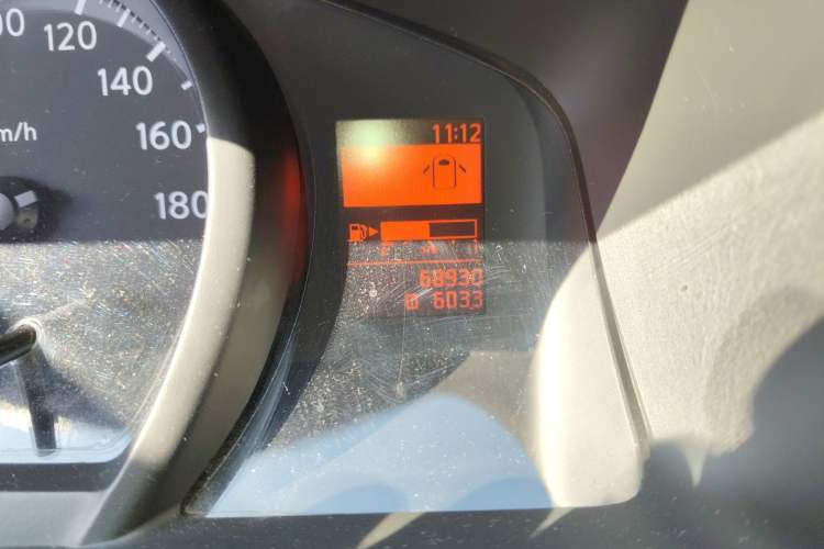 Used Nissan NV200 2016 Revised Version 1.6L Manual - Zunya Trim Odometer Close Up