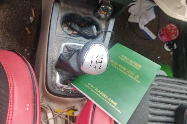 Used FAW Yingzhi G3 2014 1.5L Manual Zhihao Edition Gear Lever