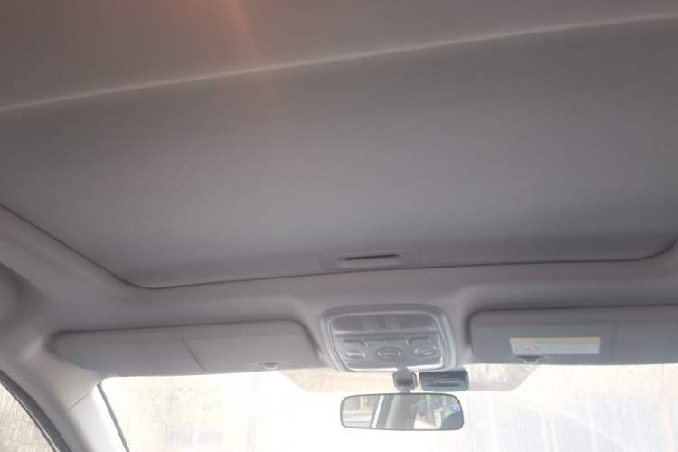 Used Haval M6 2019 1.5T DCT Two-Wheel Drive Value Edition China VI Standard Headliner