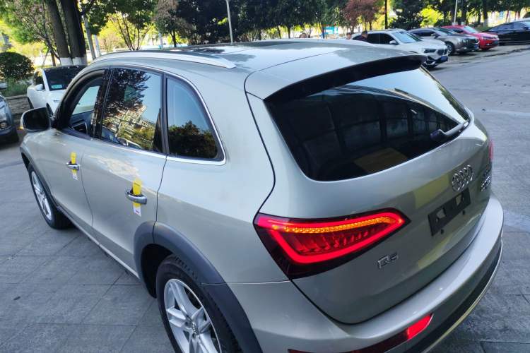 Used Audi Q5 2017 Plus 40 TFSI Technology Model
