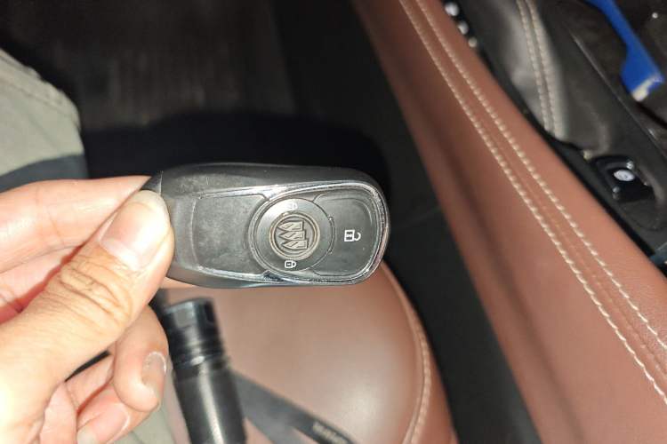 Used Buick Envision 2016 20T Two-Wheel-Drive Elite Model