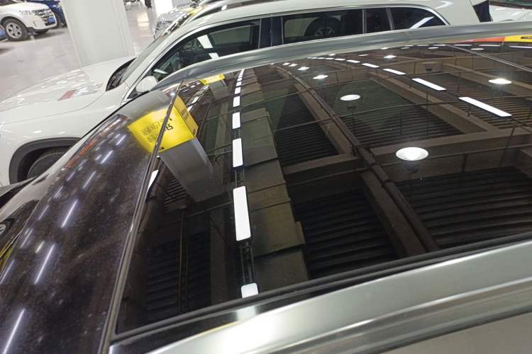 Used Mercedes-Benz GLC 2019 Refreshed GLC 300 L 4MATIC Dynamic Edition