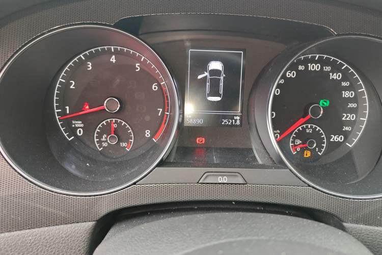 Used Volkswagen Golf Sportsvan 2016 230TSI Automatic Trend Edition