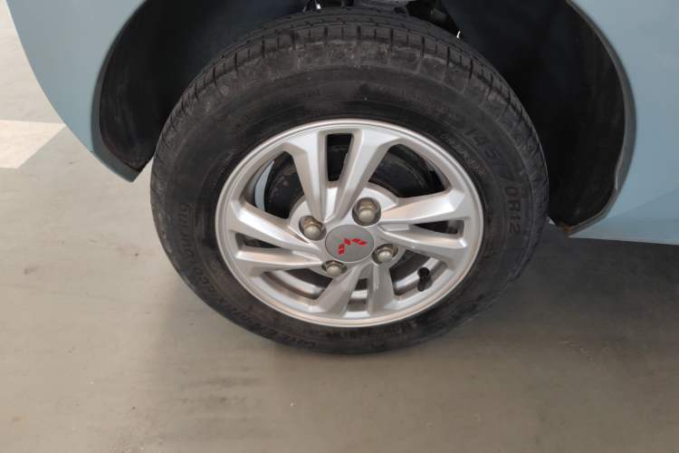 Used Wuling Hongguang MINIEV 2020 Freedom Version Lithium Iron Phosphate Right Rear Wheel Hub