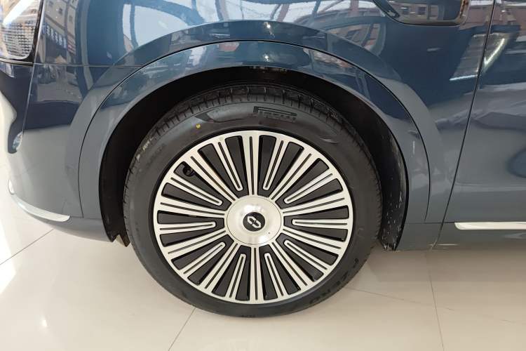 Used Hima AITO M9 2025 Extended-Range Max Version 52 kWh 6-Seater Edition
