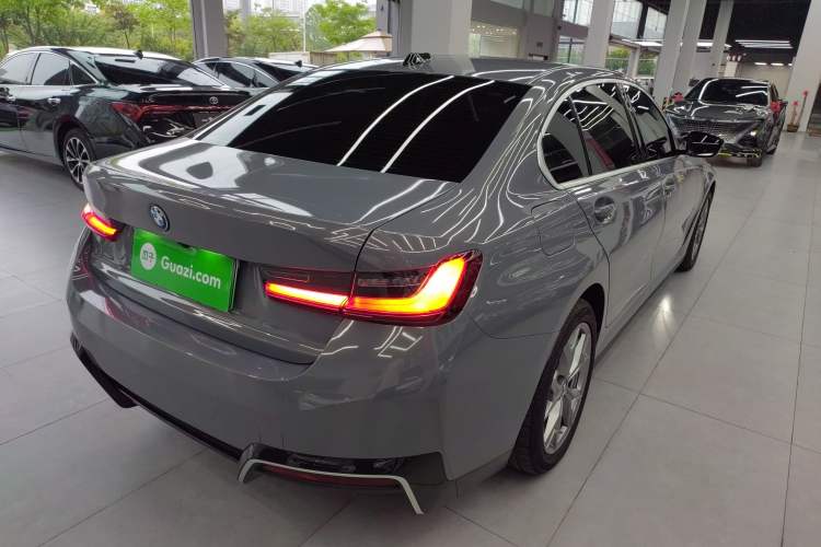 Used BMW i3 2024 eDrive 35 L
