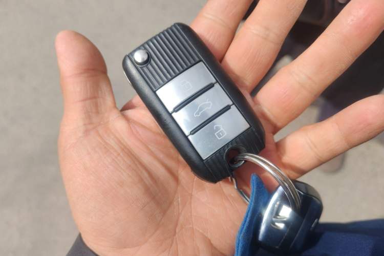 Used Roewe i6 New Energy 2017 45T Hybrid Connect & Smart Enjoyment Edition Vehicle Key