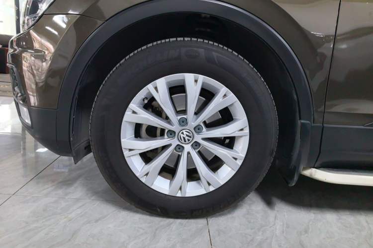 Used Volkswagen Tiguan L 2017 330TSI Automatic Two-Wheel Drive Luxury Edition
