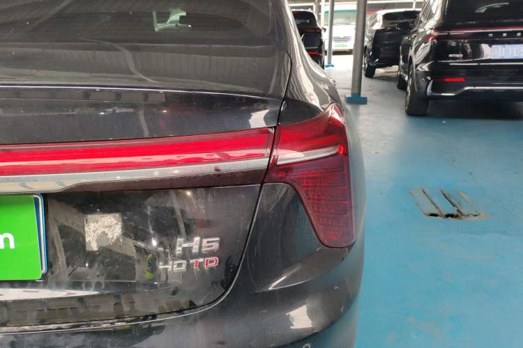 Used Hongqi H5 2024 2.0T Automatic Smart Connect Flagship Edition