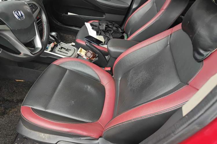 Used CHANGAN Eado 2013 1.6L Automatic Junku Model China IV Standard Left Front Seat