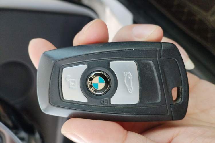 Used BMW 3 Series 2019 320Li Fashion Model
