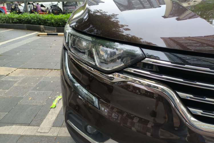 Used Renault Koleos 2017 2.0L Two-Wheel Drive Luxury Edition